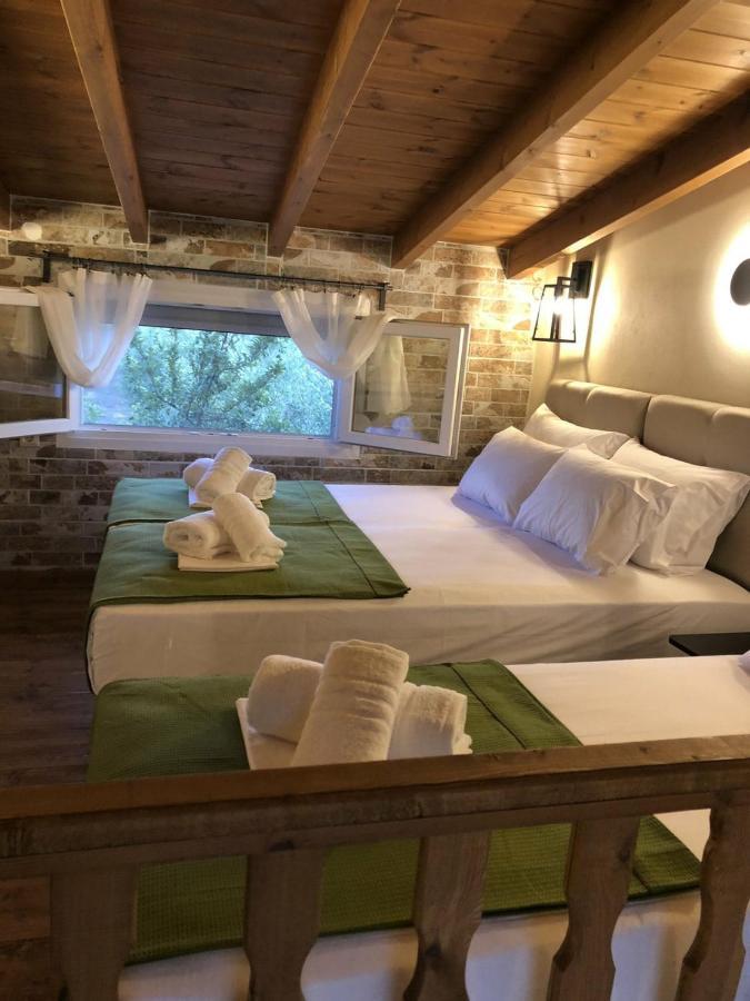 איוס מאמס Green Olive Studios 2 מראה חיצוני תמונה