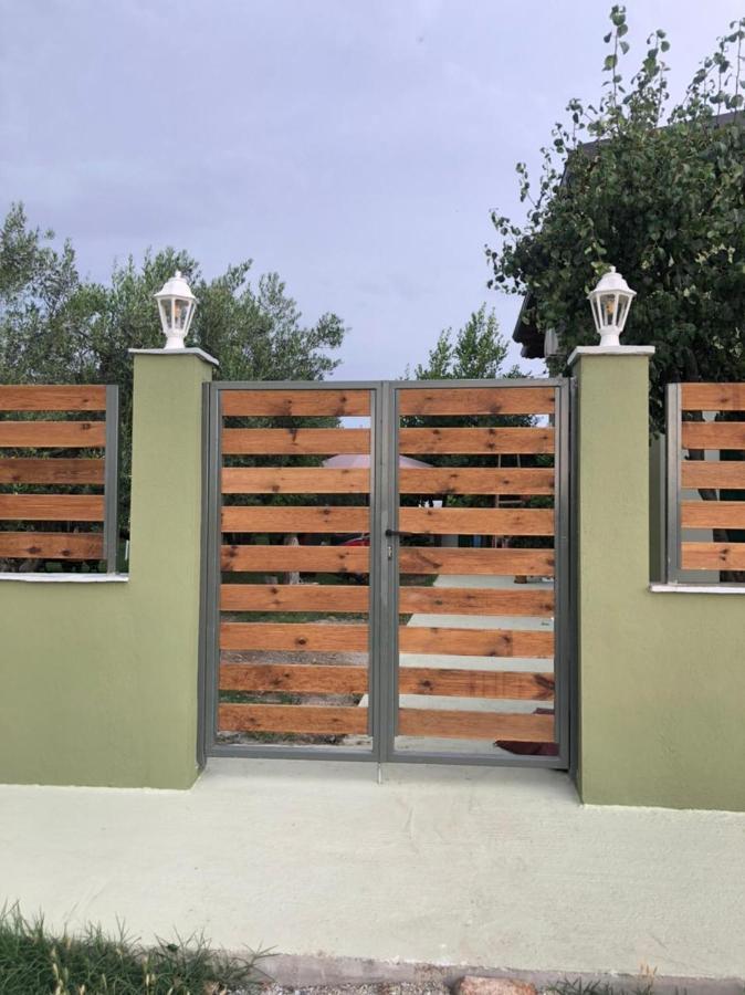 איוס מאמס Green Olive Studios 2 מראה חיצוני תמונה
